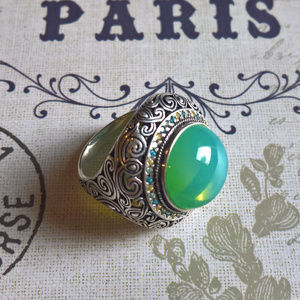 New Sterling Silver and Green Quarz Ring